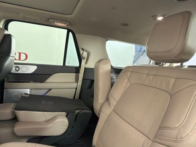 2023 Lincoln Navigator L Reserve