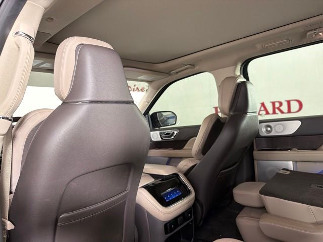 2023 Lincoln Navigator L Reserve
