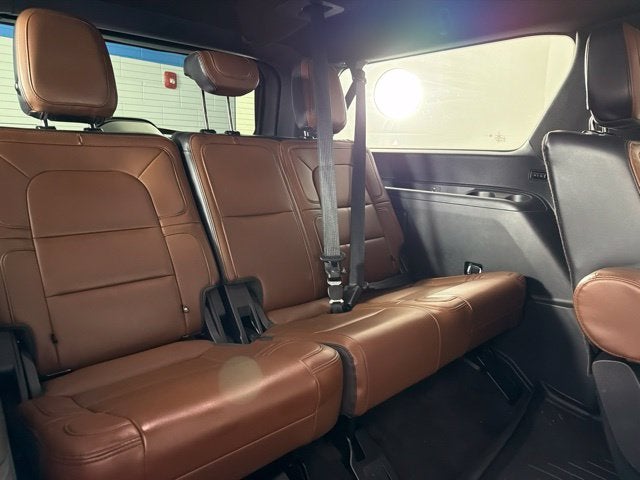 2022 Lincoln Navigator L Reserve