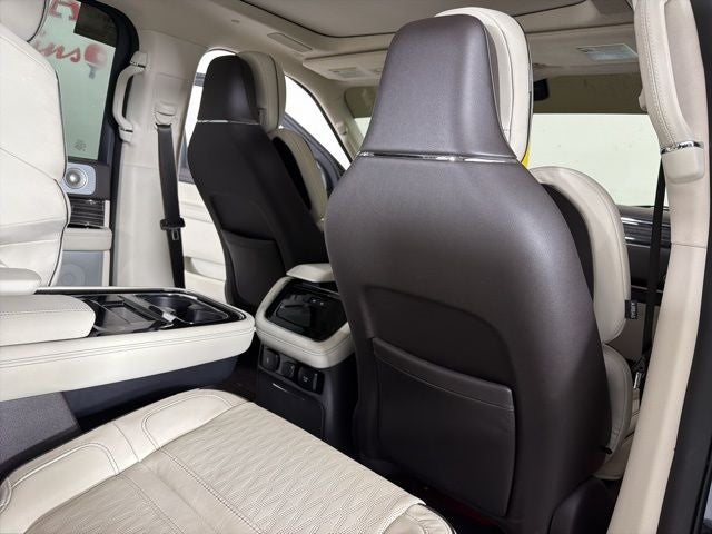 2024 Lincoln Navigator L Black Label