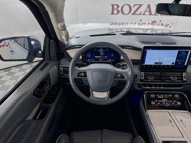 2022 Lincoln Navigator L Black Label