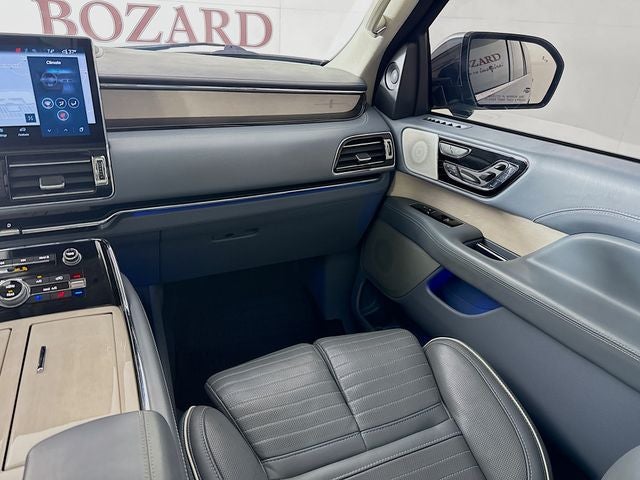 2022 Lincoln Navigator L Black Label