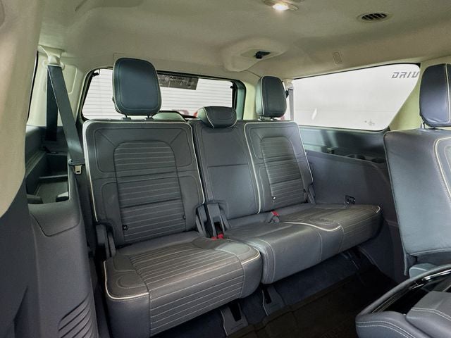 2022 Lincoln Navigator L Black Label