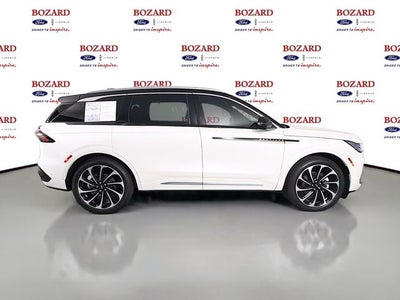2024 Lincoln Nautilus Black Label
