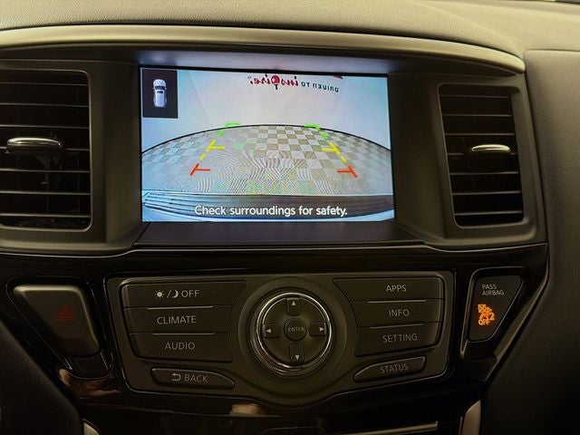 2020 Nissan Pathfinder SV