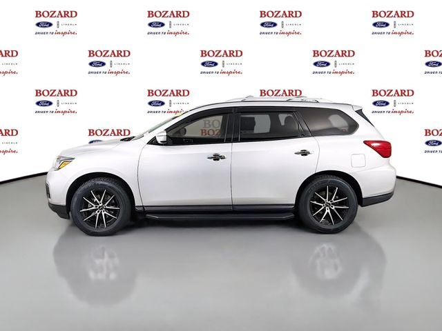 2020 Nissan Pathfinder SV
