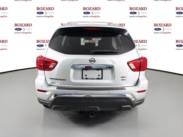 2020 Nissan Pathfinder SV