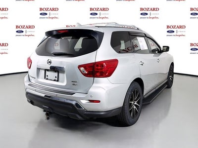2020 Nissan Pathfinder SV