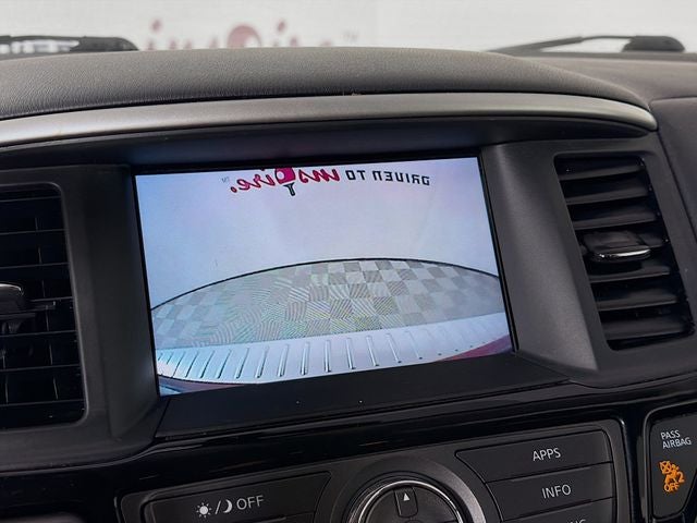2020 Nissan Pathfinder SV
