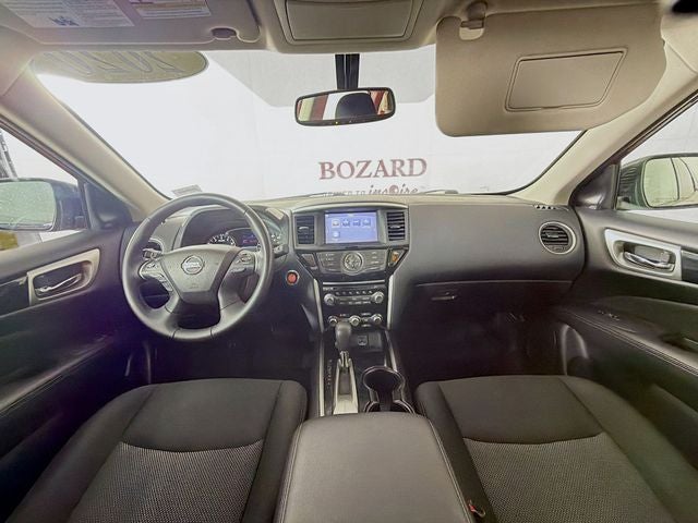 2020 Nissan Pathfinder SV