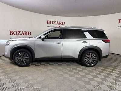 2024 Nissan Pathfinder SL