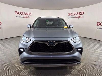 2021 Toyota Highlander Hybrid Platinum