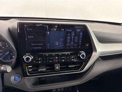 2021 Toyota Highlander Hybrid Platinum
