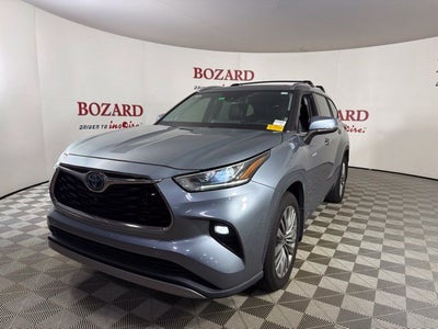 2021 Toyota Highlander Hybrid Platinum