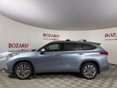 2021 Toyota Highlander Hybrid Platinum