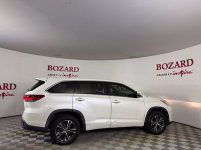 2017 Toyota Highlander LE