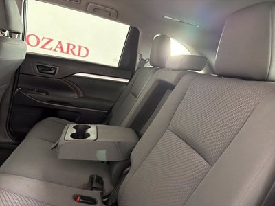 2017 Toyota Highlander LE
