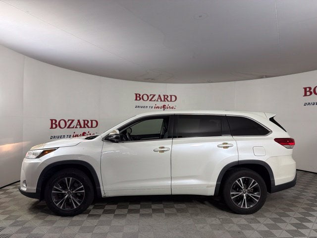 2017 Toyota Highlander LE