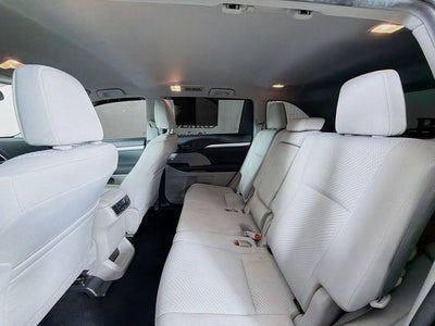 2019 Toyota Highlander LE