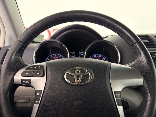 2013 Toyota Highlander SE