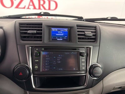 2013 Toyota Highlander SE