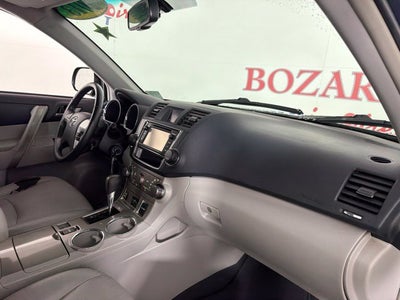 2013 Toyota Highlander SE
