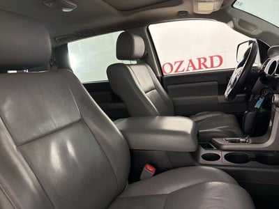 2016 Toyota Sequoia SR5 5.7L