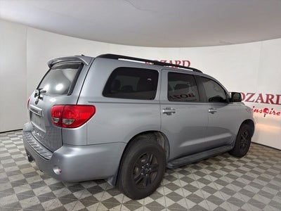 2016 Toyota Sequoia SR5 5.7L