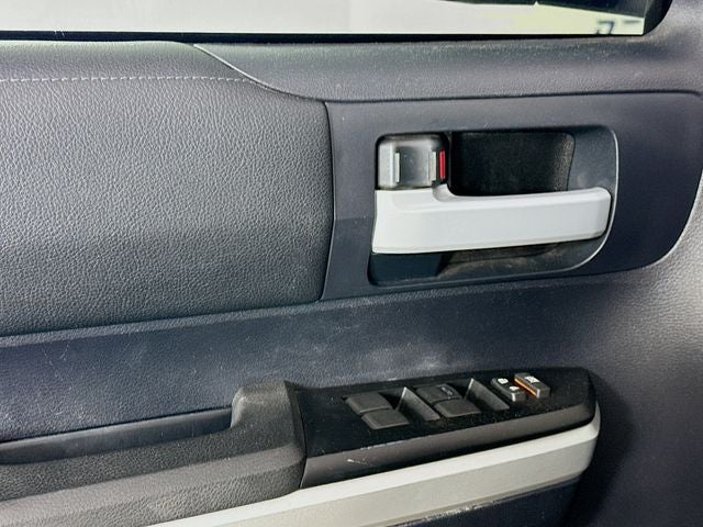 2015 Toyota Tundra SR5