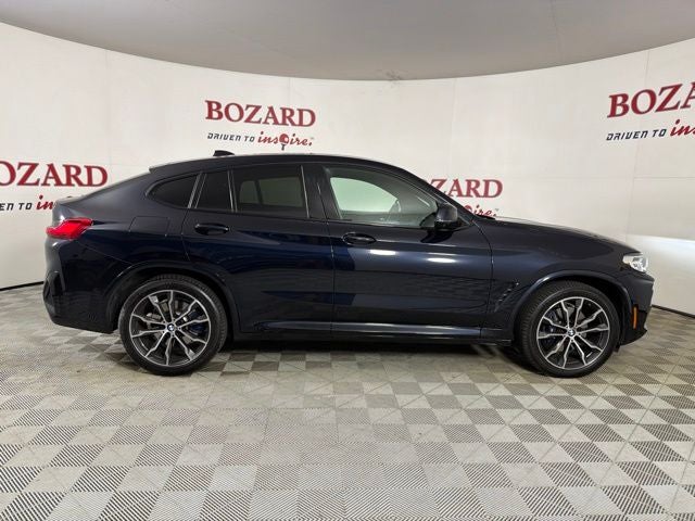 2022 BMW X4 xDrive30i