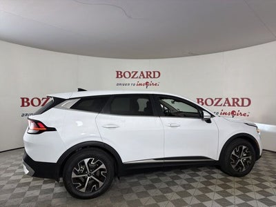 2025 Kia Sportage EX