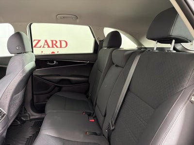 2018 Kia Sorento L