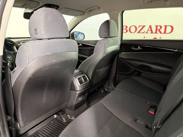 2018 Kia Sorento L