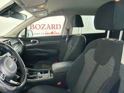 2022 Kia Sorento LX