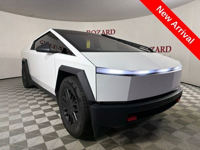 2025 Tesla Cybertruck Base