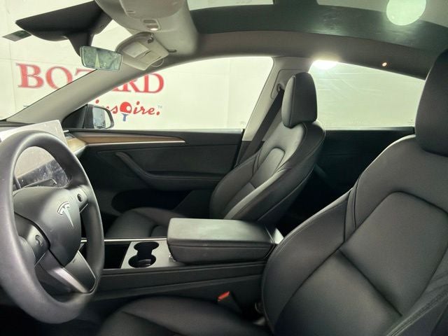 2024 Tesla Model Y Standard Range