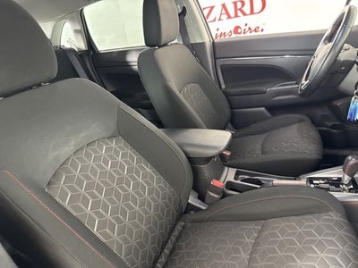2022 Mitsubishi Outlander Sport 2.0 LE