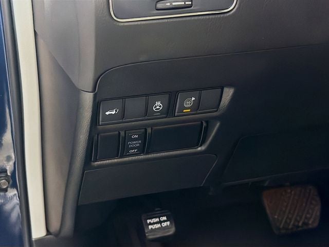 2022 Nissan Armada Platinum
