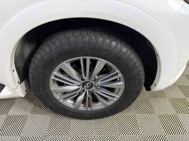 2021 INFINITI QX80 LUXE