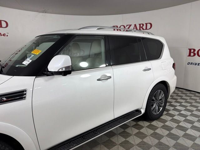 2021 INFINITI QX80 LUXE
