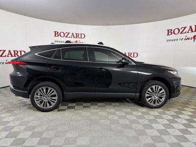 2024 Toyota Venza XLE