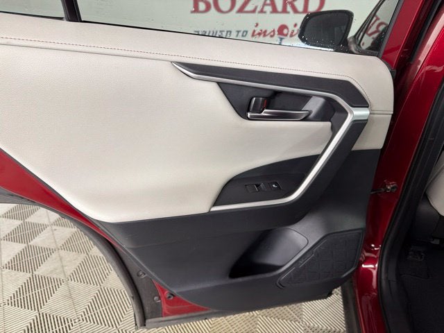 2019 Toyota RAV4 Hybrid Limited