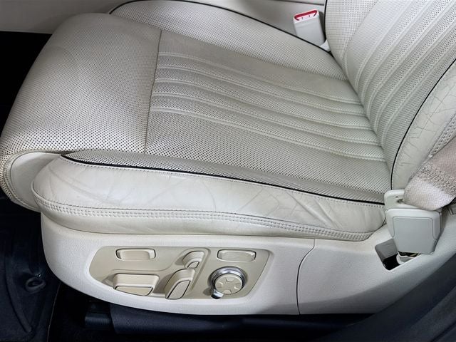 2017 Genesis G90 3.3T Premium