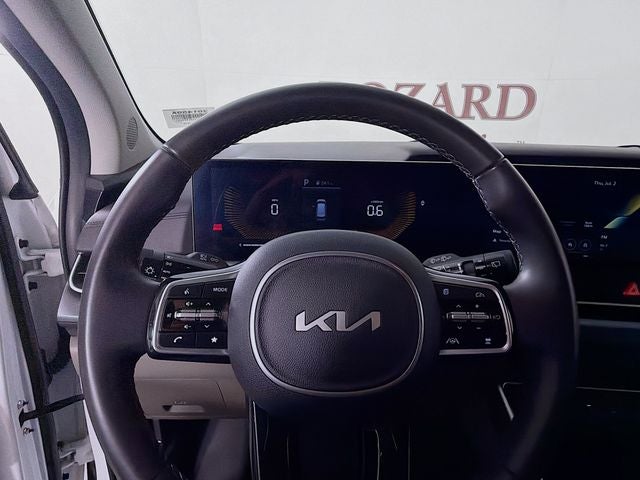 2025 Kia Carnival LXS