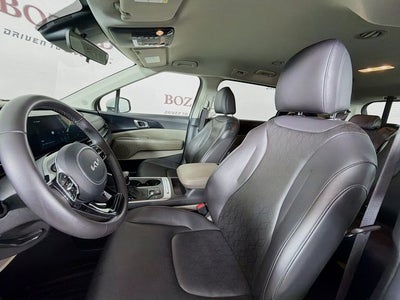 2025 Kia Carnival LXS