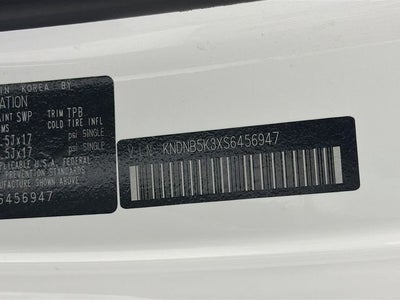 2025 Kia Carnival LXS