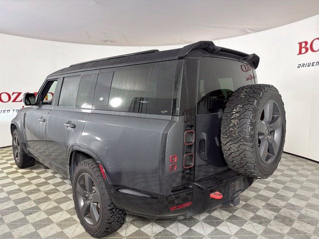 2023 Land Rover Defender 130 X-Dynamic SE