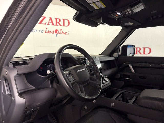 2023 Land Rover Defender 130 X-Dynamic SE