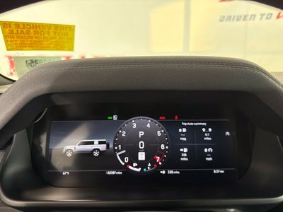 2023 Land Rover Defender 130 X-Dynamic SE