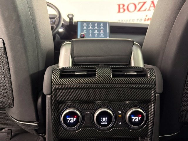 2023 Land Rover Defender 130 X-Dynamic SE